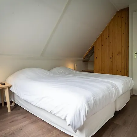 Retreat With Private Sauna * De Koog (Texel)