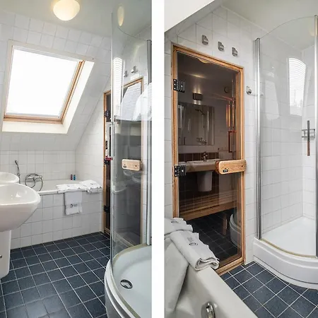Retreat With Private Sauna